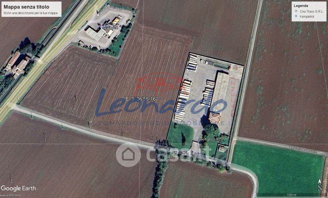 Capannone in commerciale in