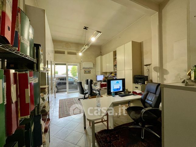 Ufficio in commerciale in Via Michele Mercati 10