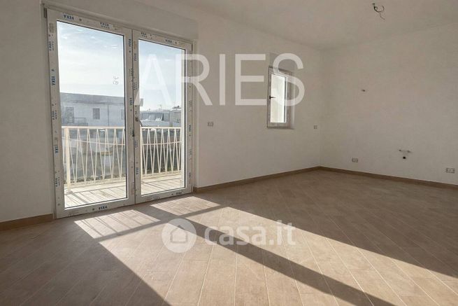 Casa bi/trifamiliare in residenziale in Via Sestante