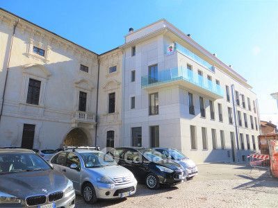 Appartamento in residenziale in Piazza Santa Maria Paganica 5