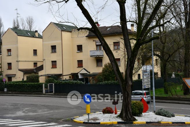 Appartamento in residenziale in Via Lavino