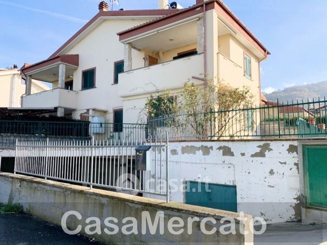Loft in residenziale in Via dei Pini