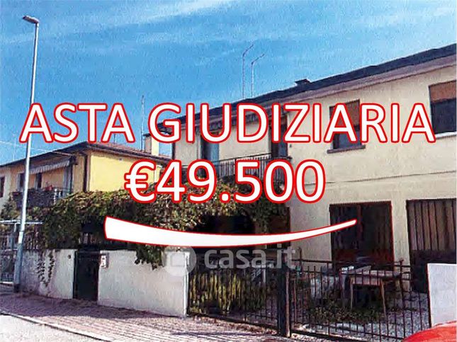 Appartamento in residenziale in Via Giovanni Pascoli 40