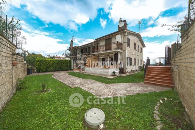 Appartamento in residenziale in Via dei Mandriali