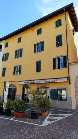 Appartamento in residenziale in Via Castello 14
