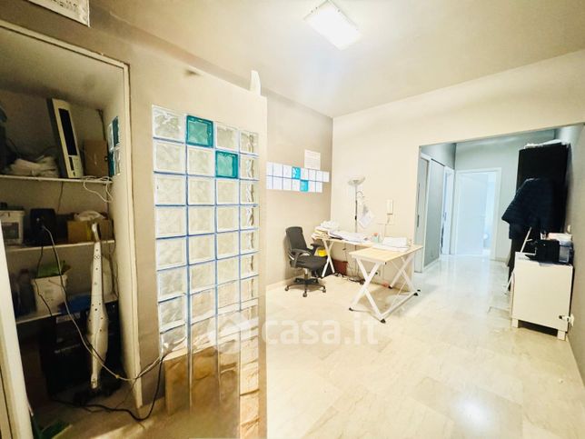 Ufficio in commerciale in Via Salaria 1441