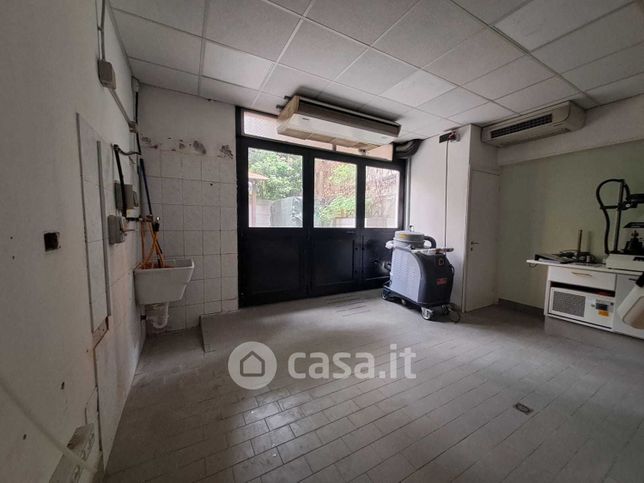 Capannone in commerciale in Via NicolÃ² Dall'Arca 1