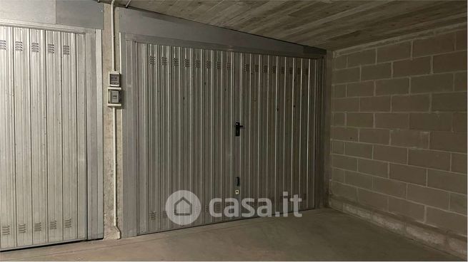 Box/posto auto in residenziale in Via Pinerolo 66 -70