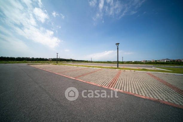 Terreno agricolo in commerciale in Via Emilia