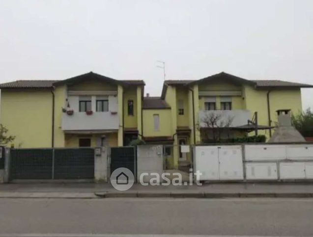 Appartamento in residenziale in Via Cordellina