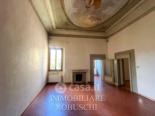 Appartamento in residenziale in Viale Francesco Petrarca