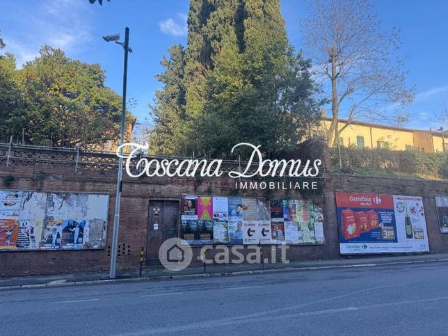 Ufficio in commerciale in Viale Camillo Benso di Cavour