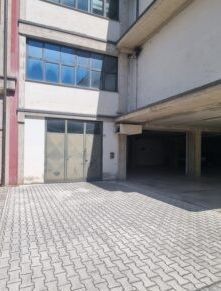 Box/posto auto in residenziale in Viale dell'Industria