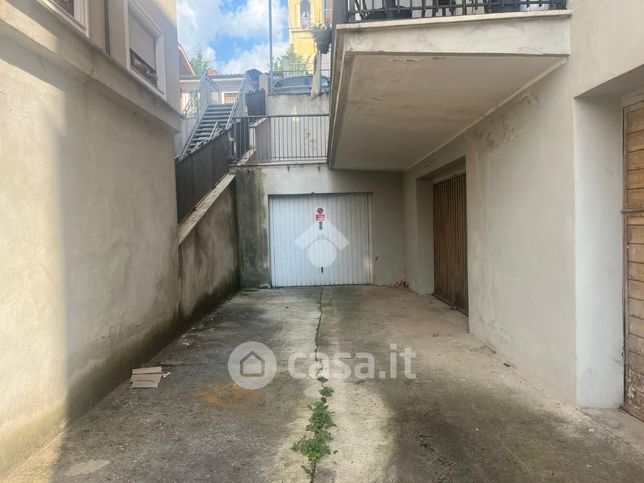 Box/posto auto in residenziale in Via Armando Diaz 3