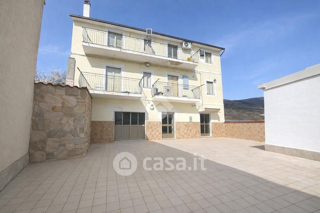 Casa indipendente in residenziale in Contrada Bianca