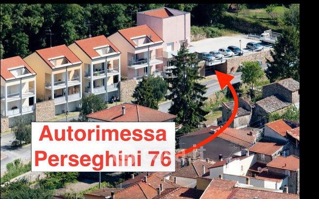 Box/posto auto in residenziale in Via Cavalier Francesco Perseghini