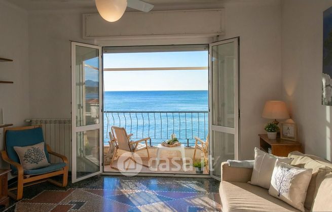 Appartamento in residenziale in Via Aurelia 23