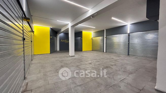 Box/posto auto in residenziale in Via San Lorenzo 77