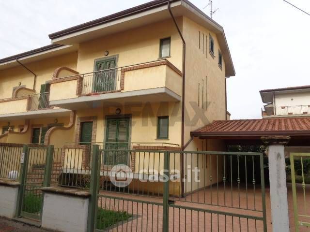 Villa in residenziale in Via Madonna delle Grazie