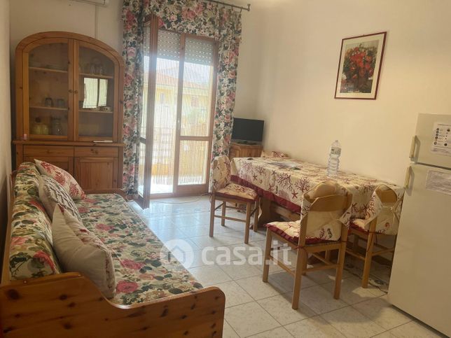 Appartamento in residenziale in Viale Sardegna 64