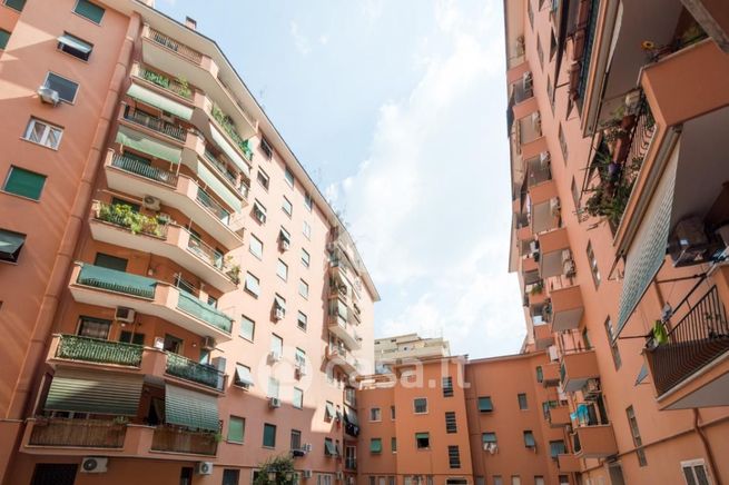 Appartamento in residenziale in Via Giovanni Pittaluga 28