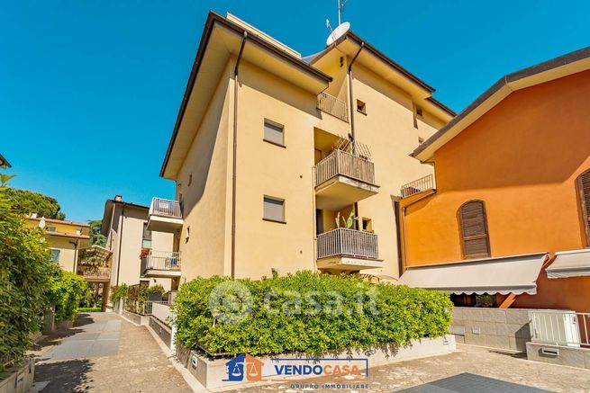 Appartamento in residenziale in Via Orcagna 8