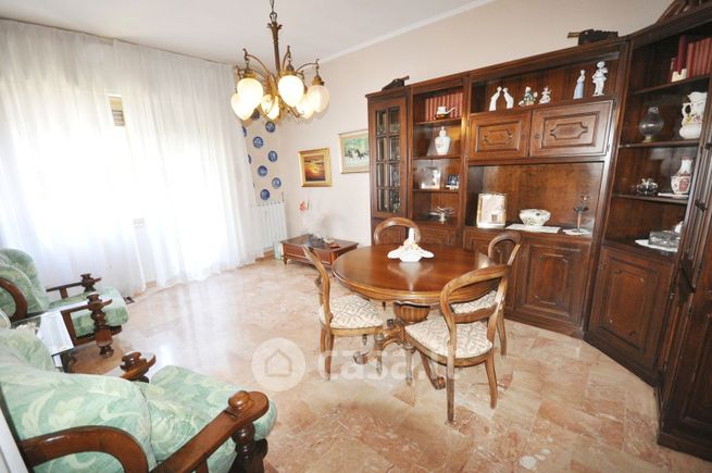 Appartamento in residenziale in Via Gaetano Donizetti 14