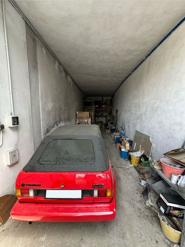 Box/posto auto in residenziale in Via Imprunetana per Tavarnuzze 4