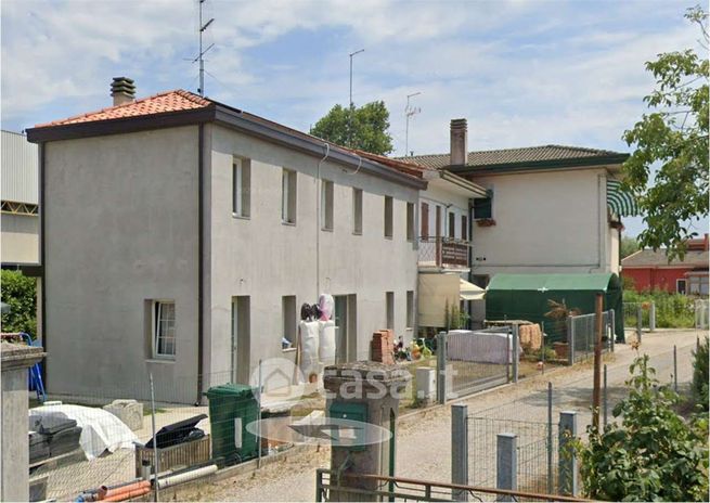 Appartamento in residenziale in Via Passarella 7