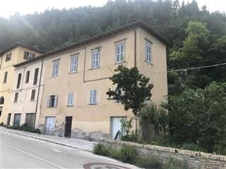 Casa indipendente in residenziale in Via Pergamino 76