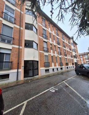 Appartamento in residenziale in Via Calabria 8