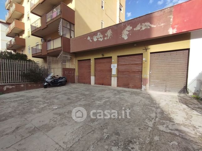 Garage/posto auto in residenziale in Via Giuseppe Pianell