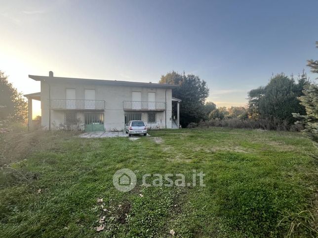 Villa in residenziale in Via Guglielmo Marconi