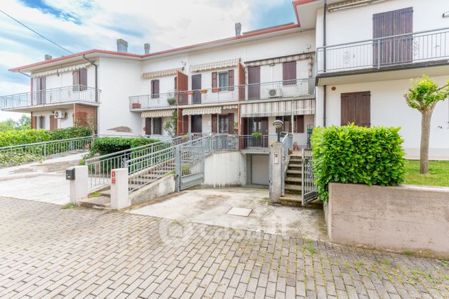 Villetta a schiera in residenziale in Via Marzabotto 18
