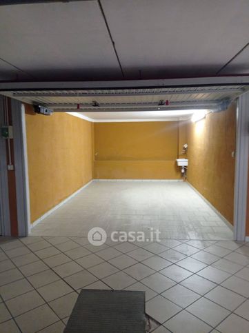 Box/posto auto in residenziale in Loano
