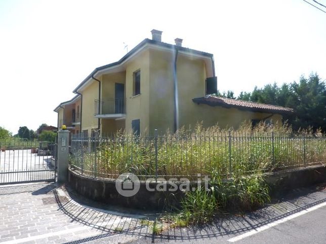 Appartamento in residenziale in Via Bardelle 23