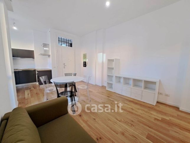 Appartamento in residenziale in Via Cassia