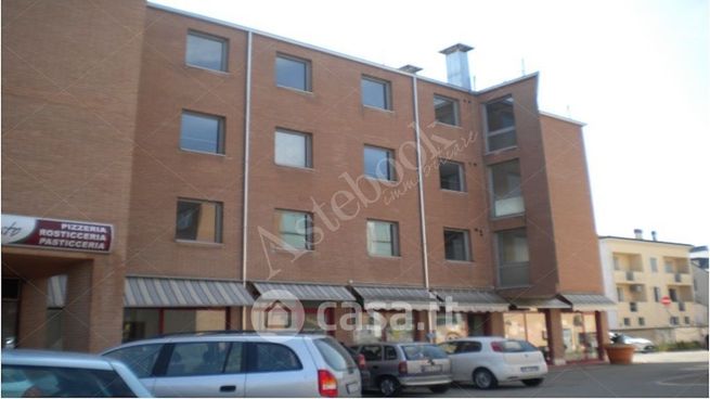 Appartamento in residenziale in Via C. Aroldi