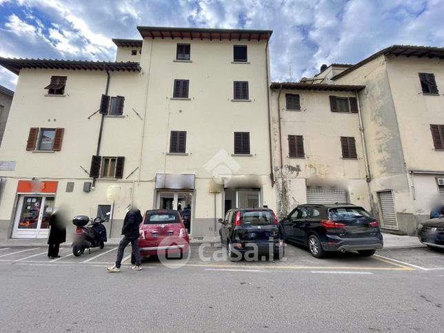 Appartamento in residenziale in Via Giovanni della Casa