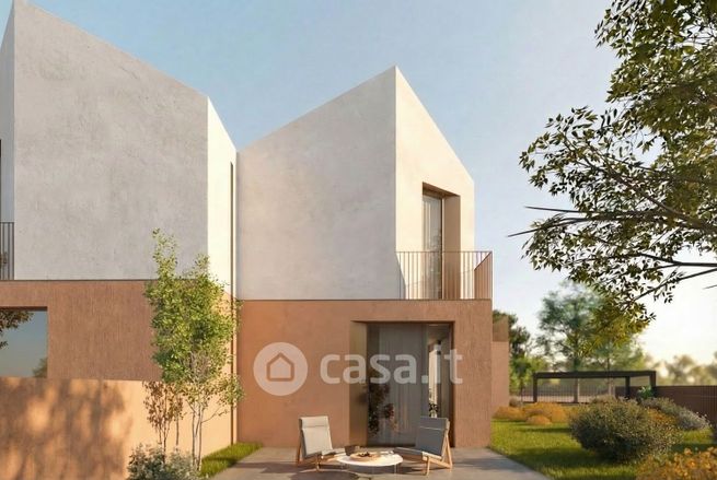 Casa bi/trifamiliare in residenziale in Via Lombardia 1