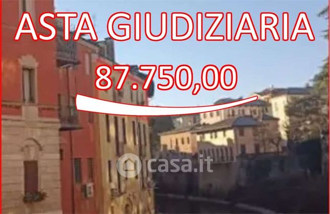 Appartamento in residenziale in Contra' Ponte San Paolo 14