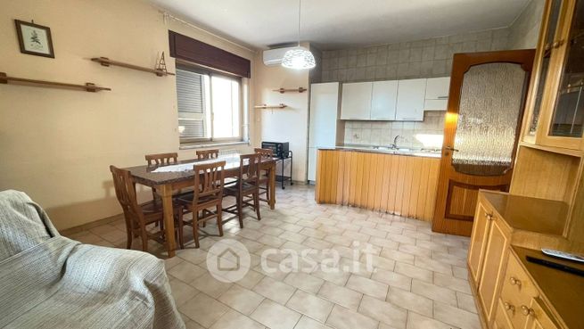 Appartamento in residenziale in Via Emilio Scaglione 335