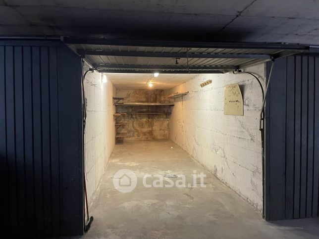 Garage/posto auto in residenziale in Via Francesco Baracca