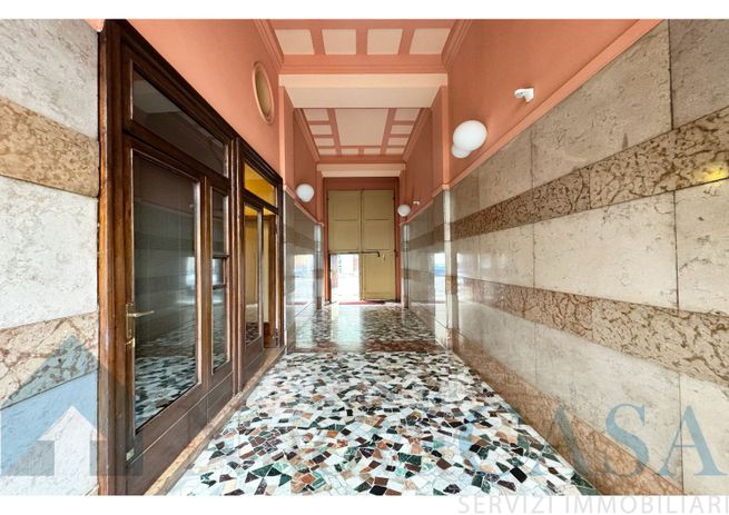 Appartamento in residenziale in Via Maestri Campionesi 17