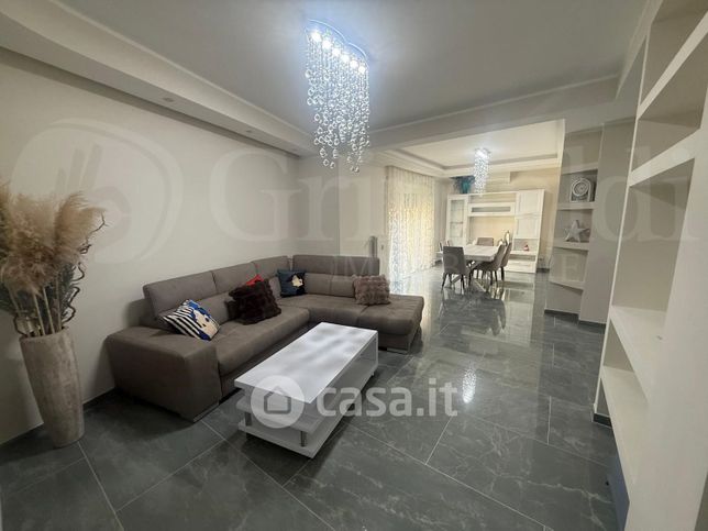 Appartamento in residenziale in Via Giuseppe Bagnera