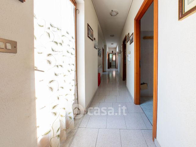 Appartamento in residenziale in Via Rodi 1
