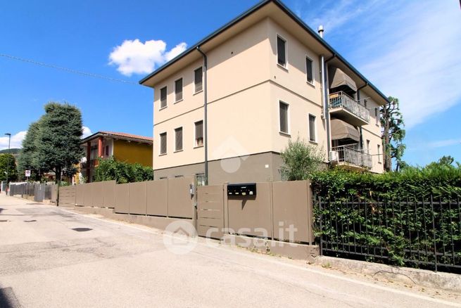 Appartamento in residenziale in Via J. F. Kennedy 10