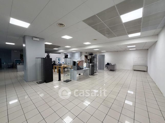 Ufficio in commerciale in Corso Emanuele Filiberto 16