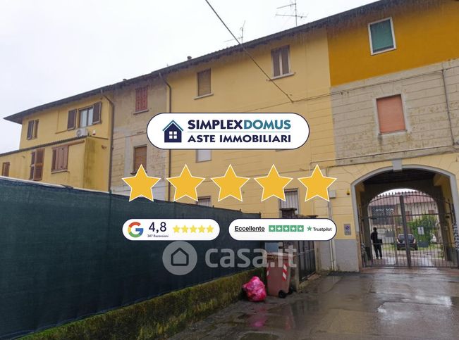 Appartamento in residenziale in Via Certosino