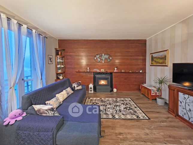 Appartamento in residenziale in Via Edmondo de Amicis
